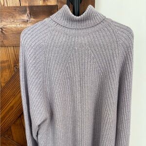 Bergdorf Goodman 100% Cashmere Turtleneck Sweater Made in Scotland